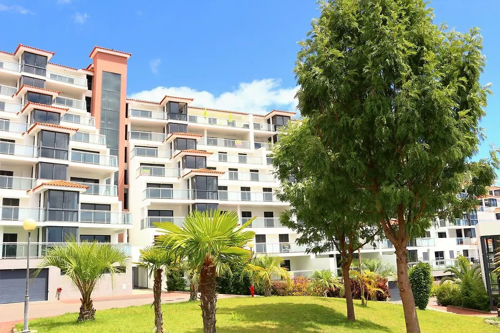 Apartamento Paradisus Otel Caniço 0*,
